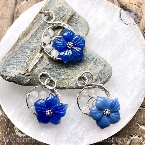 Blue Agate Flower Silver Pendant